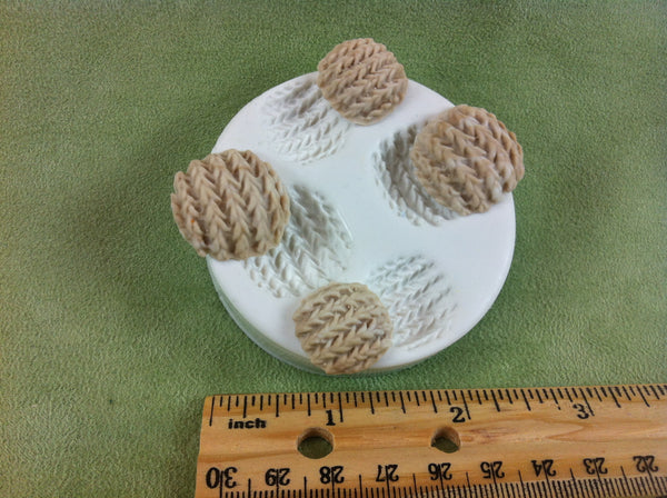 Knitted Button Set of Four, Two Small and Two Large